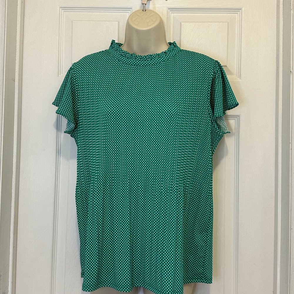Kelly Green Short Sleeve Dot-Design Blouse